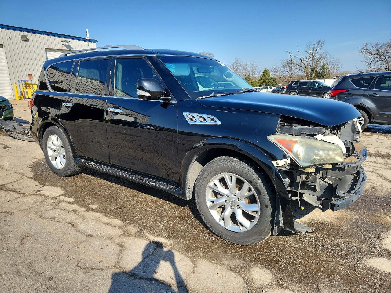 2013 INFINITI QX56 BASE photo 7