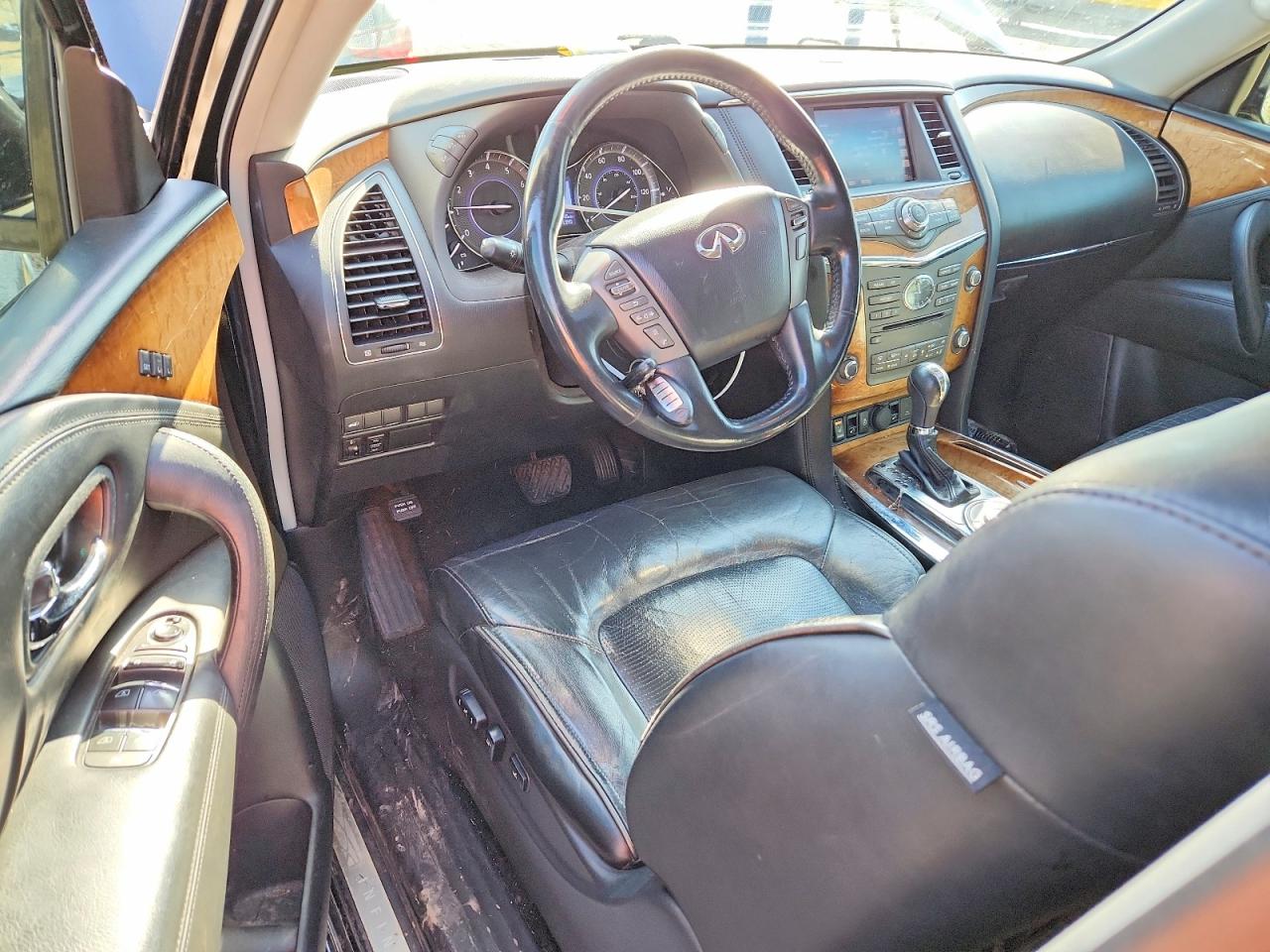 2013 INFINITI QX56 BASE photo 15