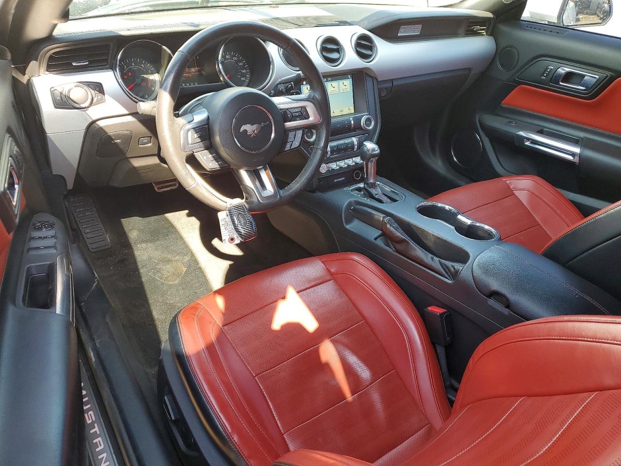 2016 FORD MUSTANG GT photo 15