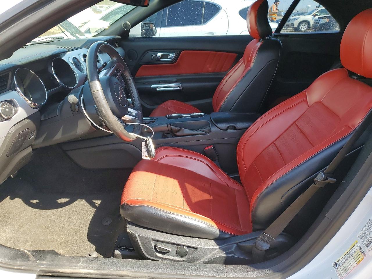 2016 FORD MUSTANG GT photo 13