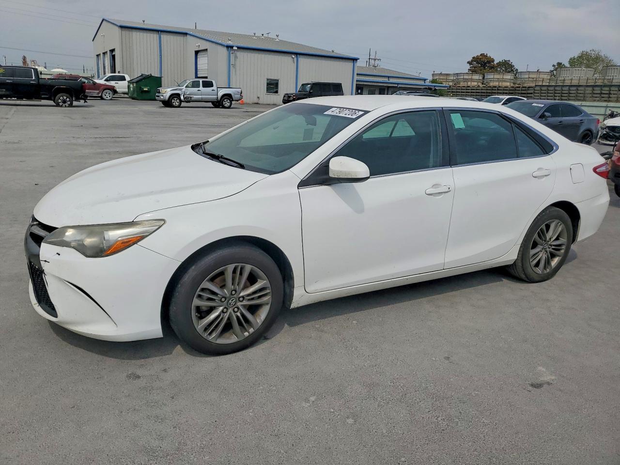 2017 TOYOTA CAMRY