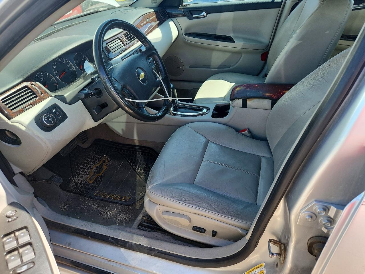 2012 CHEVROLET IMPALA LTZ photo 13