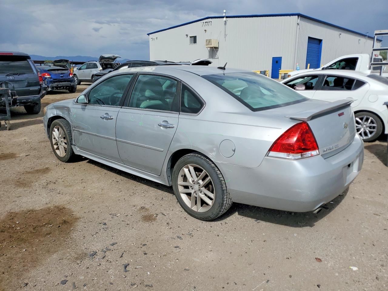 2012 CHEVROLET IMPALA LTZ photo 3