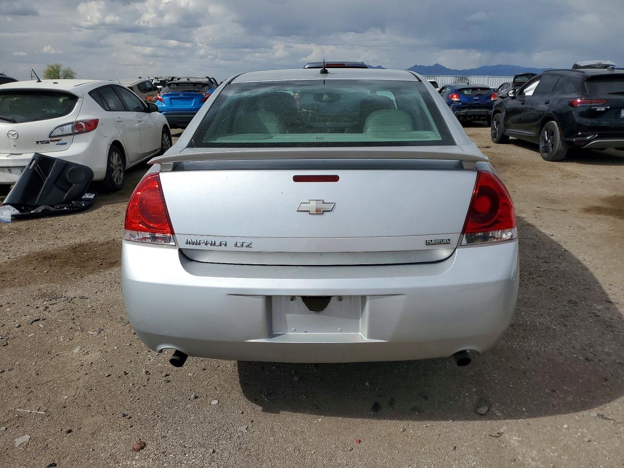 2012 CHEVROLET IMPALA LTZ photo 11