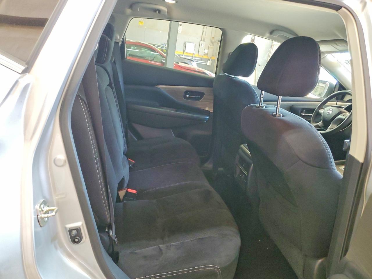 2017 NISSAN MURANO SV photo 21