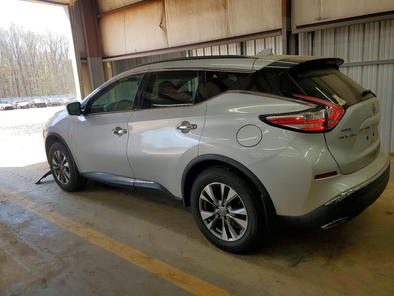 2017 NISSAN MURANO SV photo 3