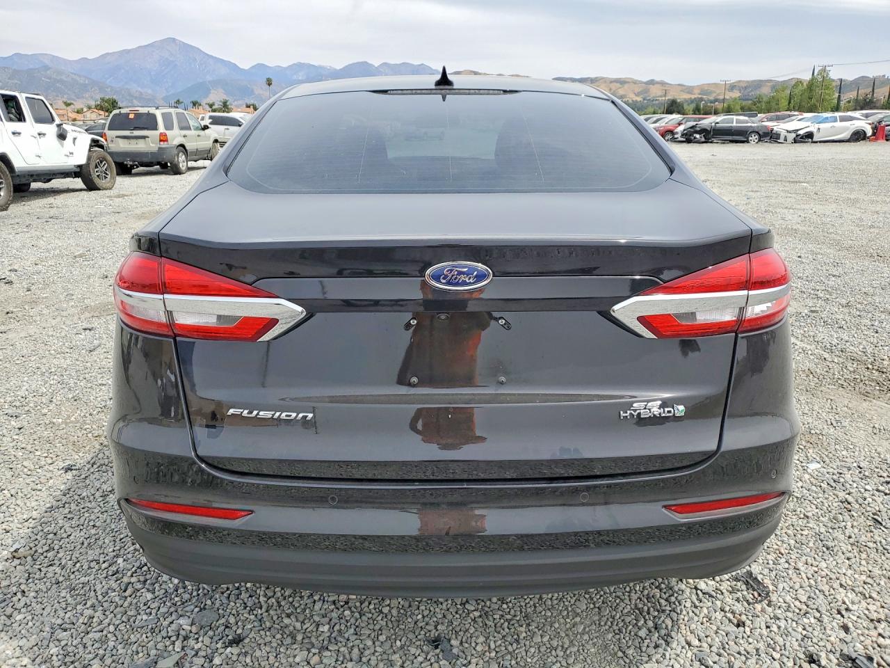 2019 FORD FUSION photo 11