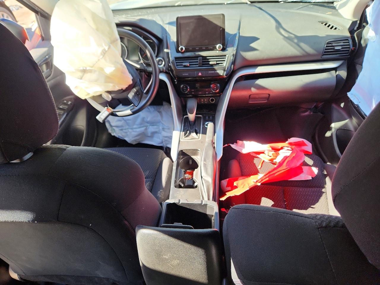 2024 MITSUBISHI ECLIPSE CROSS photo 15