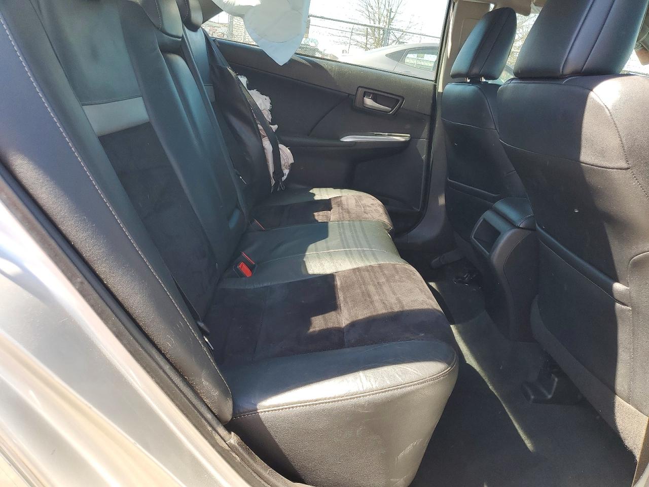 2012 TOYOTA CAMRY SE photo 28