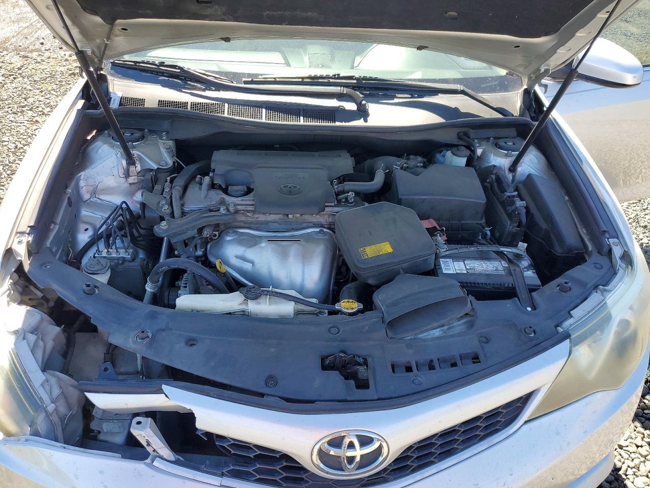 2012 TOYOTA CAMRY SE photo 31
