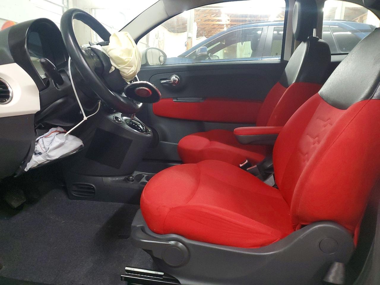 2013 FIAT 500 POP photo 13