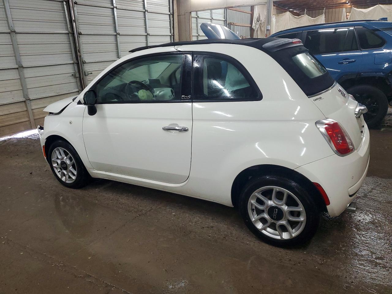 2013 FIAT 500 POP photo 3
