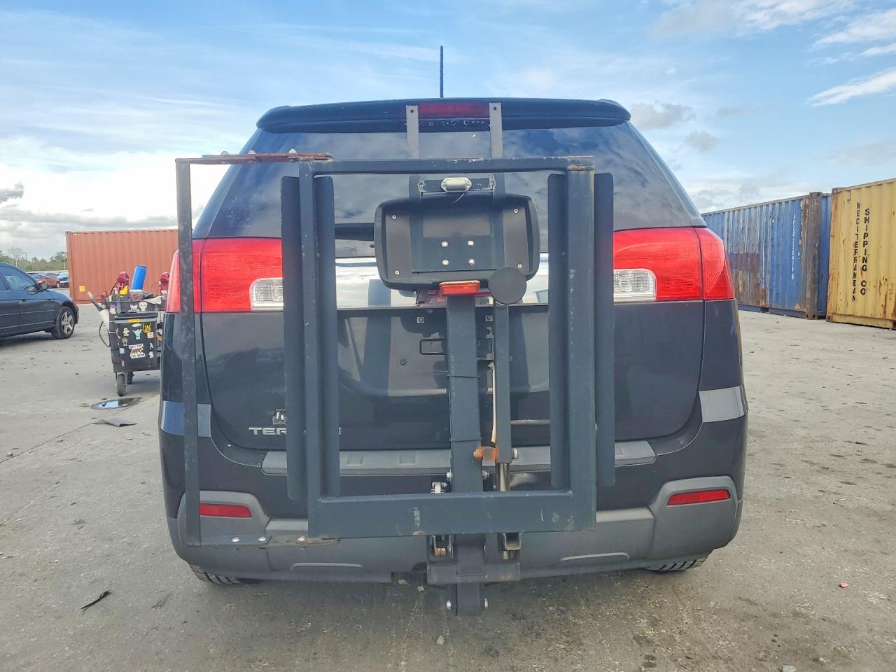 2015 GMC TERRAIN SLE photo 11