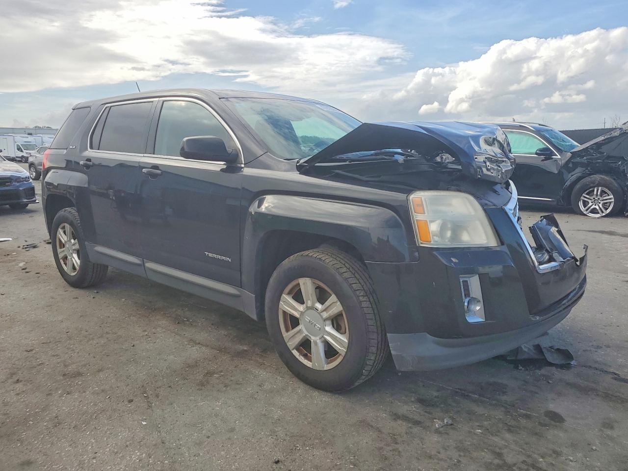 2015 GMC TERRAIN SLE photo 7