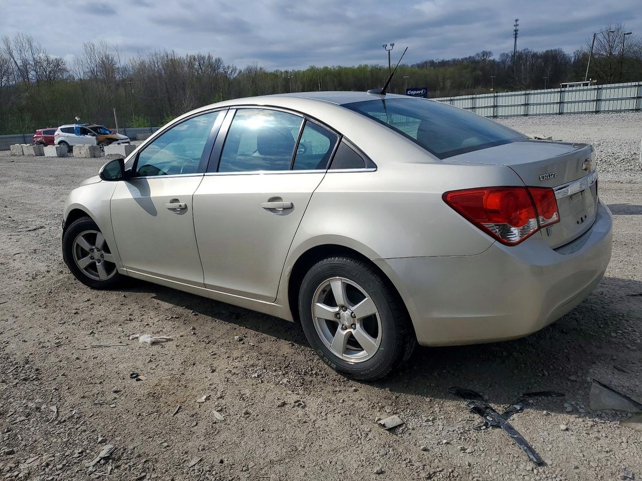 2014 CHEVROLET CRUZE LT photo 4