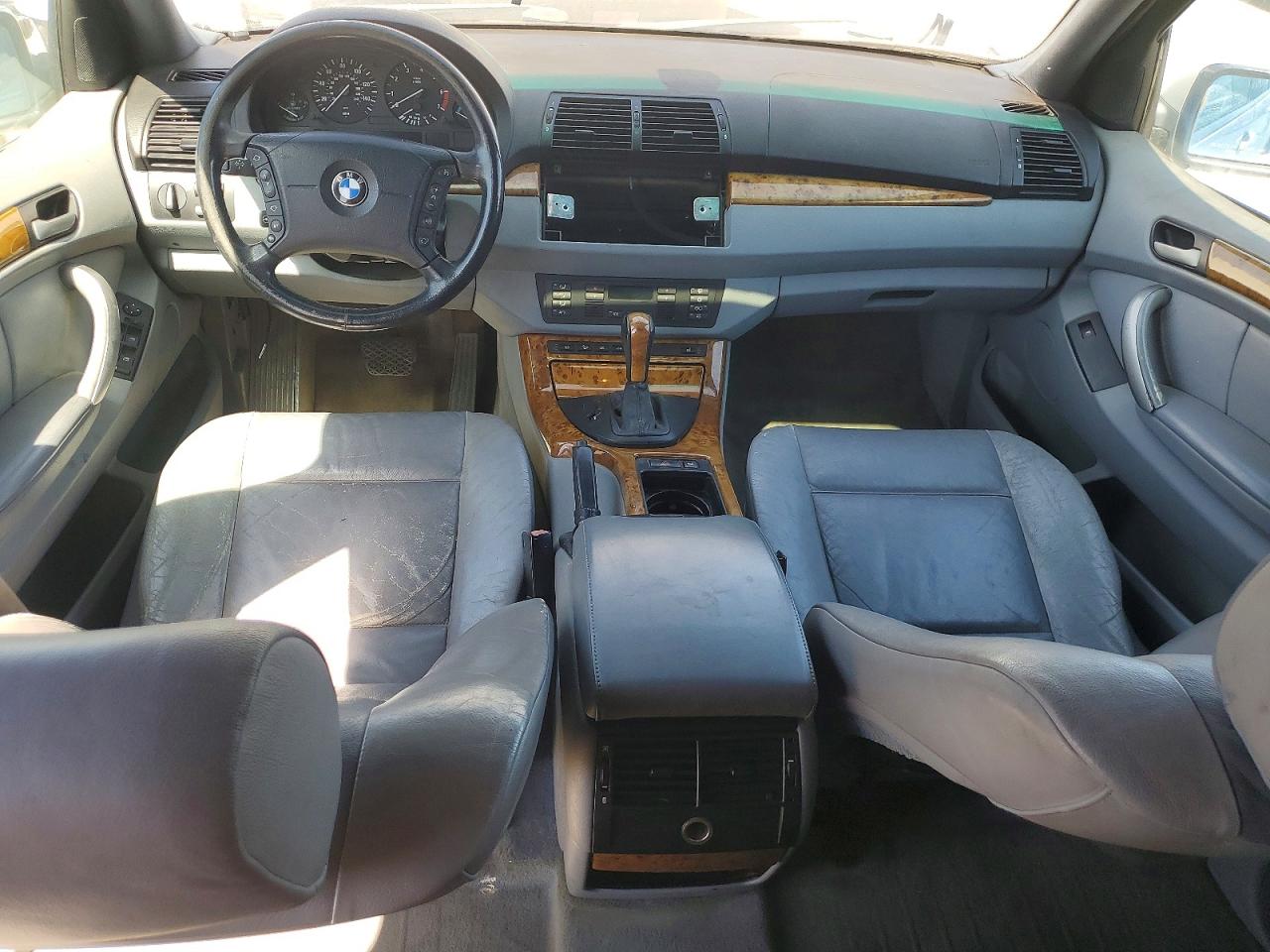 2000 BMW X5 4.4I photo 8
