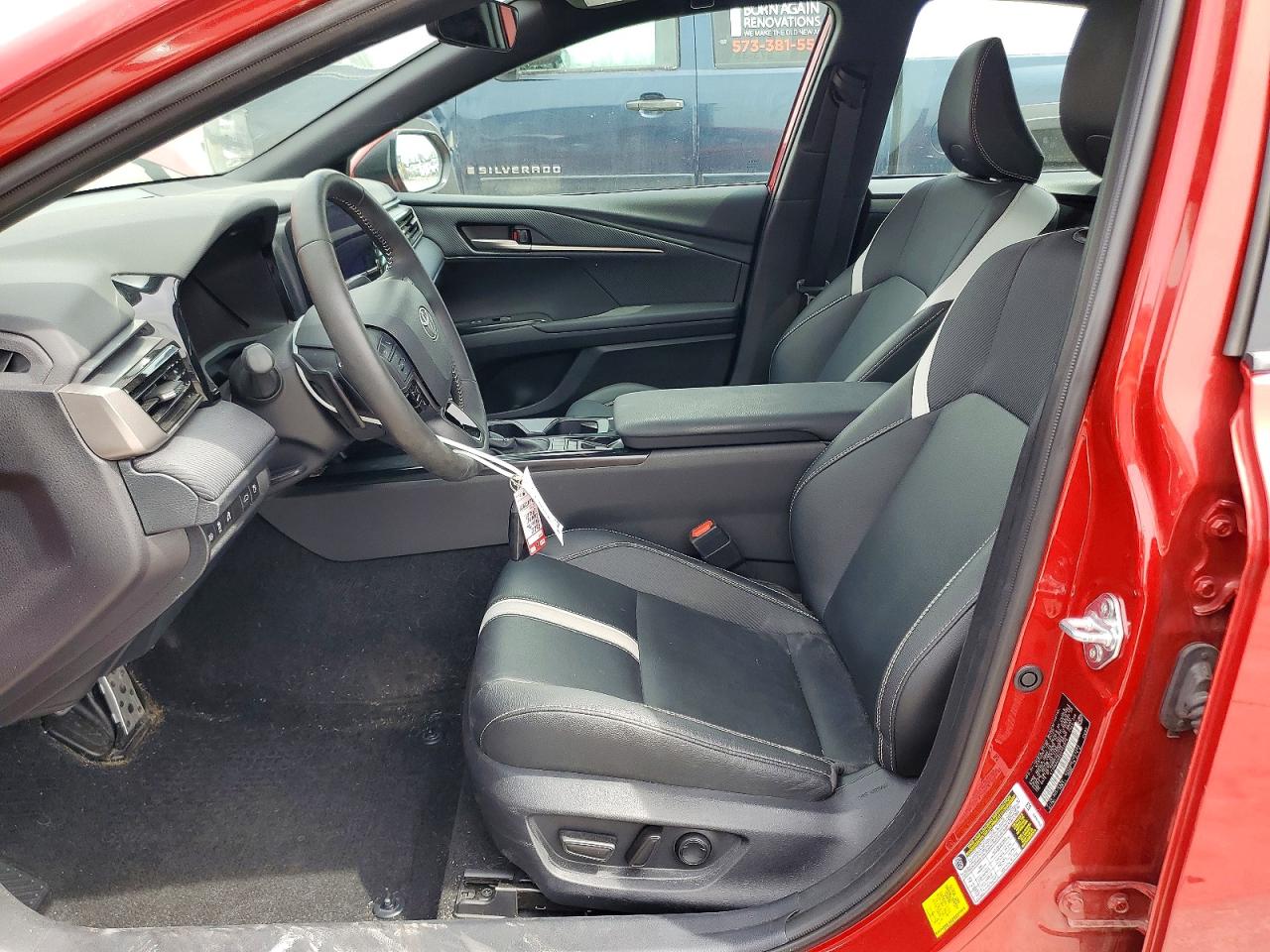 2025 TOYOTA CAMRY SE photo 13