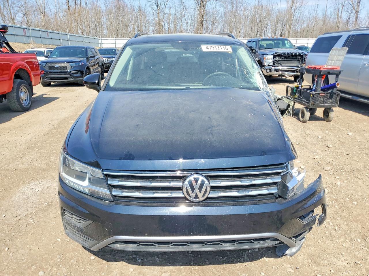 2021 VOLKSWAGEN TIGUAN SE photo 13