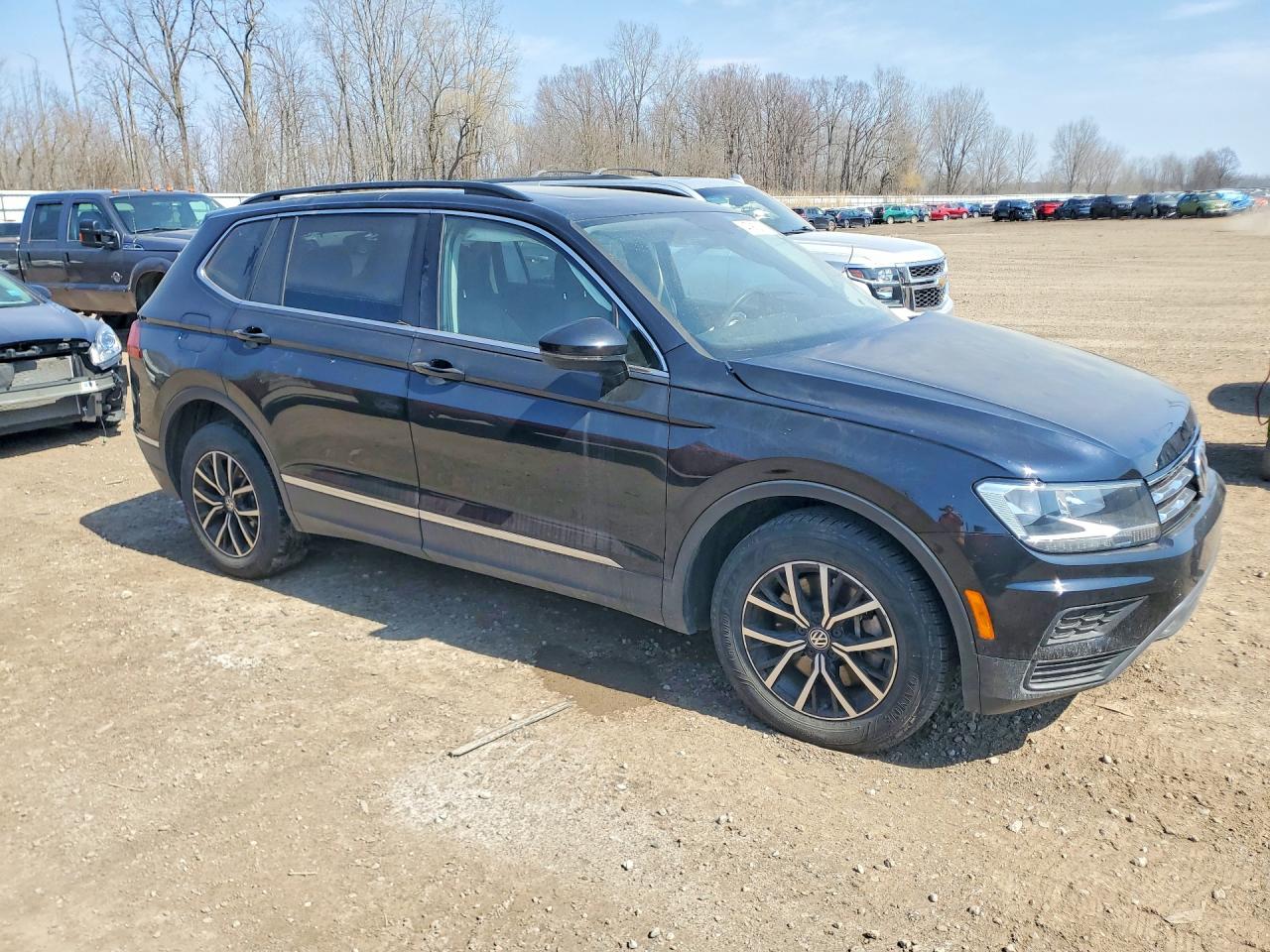 2021 VOLKSWAGEN TIGUAN SE photo 10