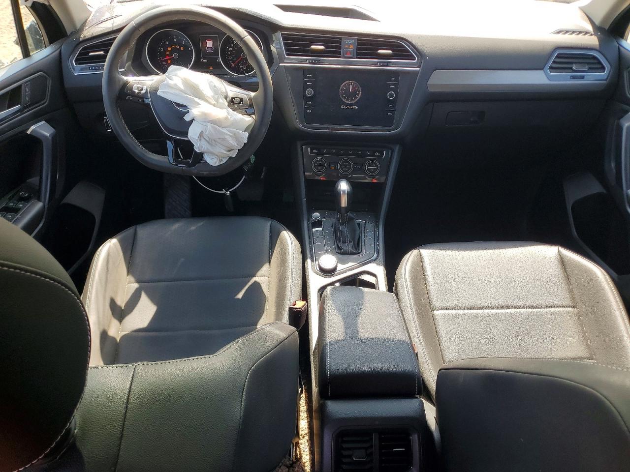 2021 VOLKSWAGEN TIGUAN SE photo 22