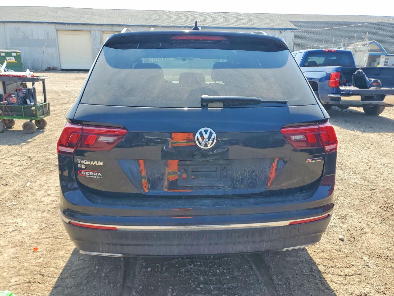 2021 VOLKSWAGEN TIGUAN SE photo 16