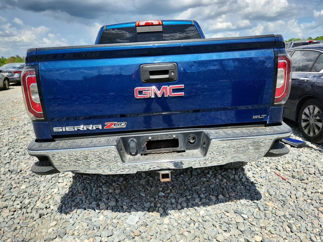 2017 GMC SIERRA C1500 SLT photo 6