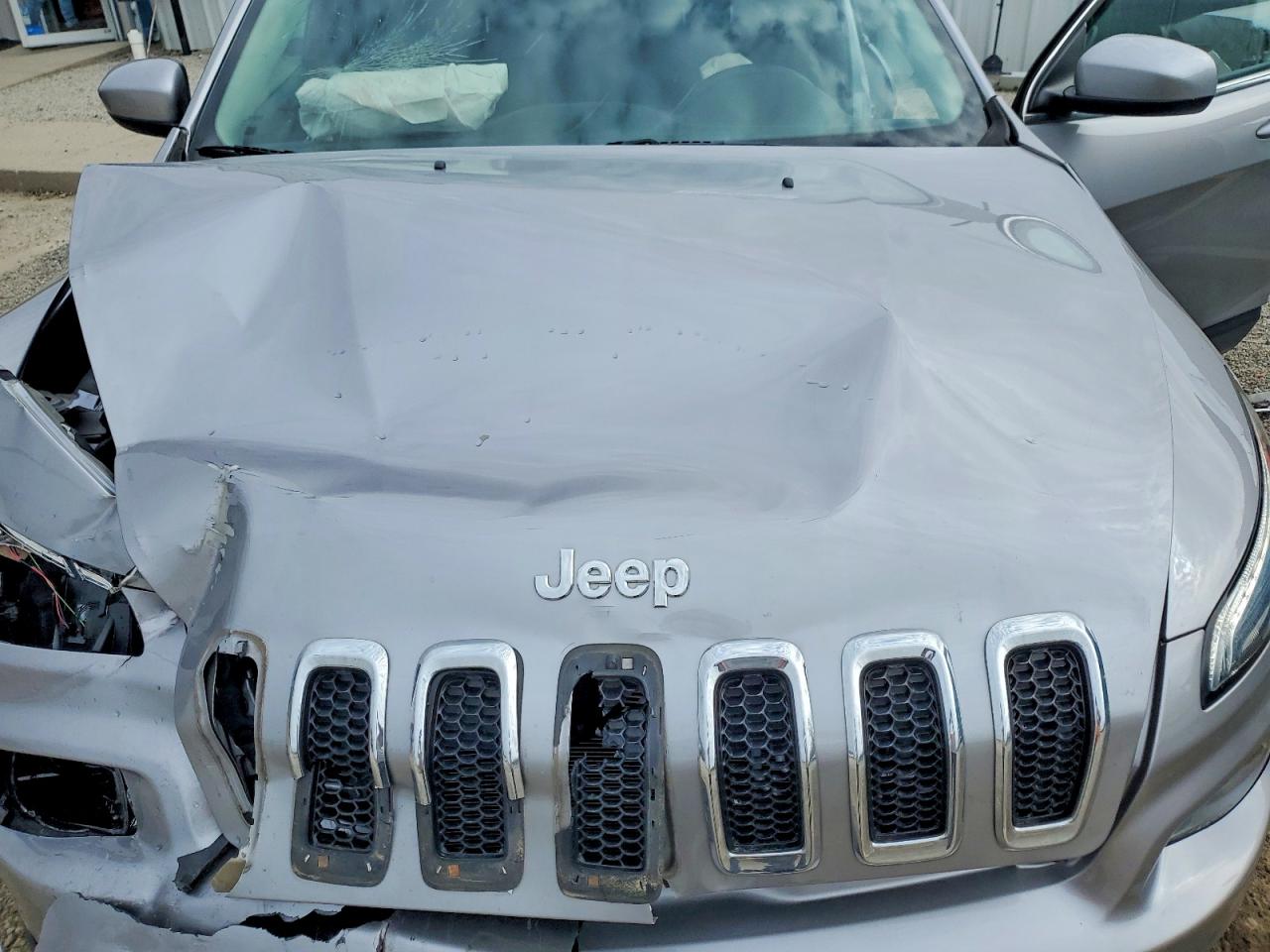 2018 JEEP CHEROKEE LATITUDE photo 23