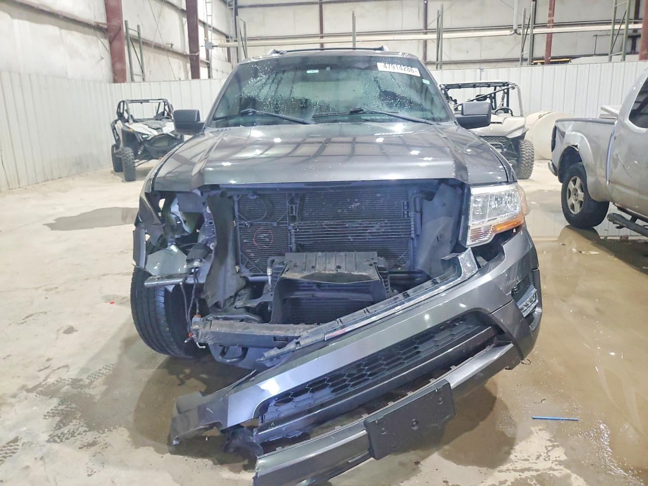 2015 FORD EXPEDITION XLT photo 9