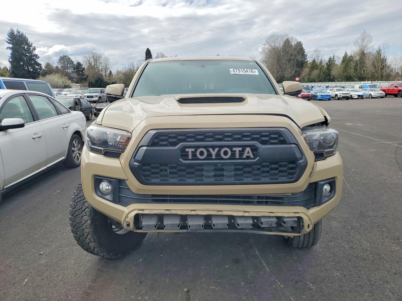 2017 TOYOTA TACOMA TRD SPORT photo 13