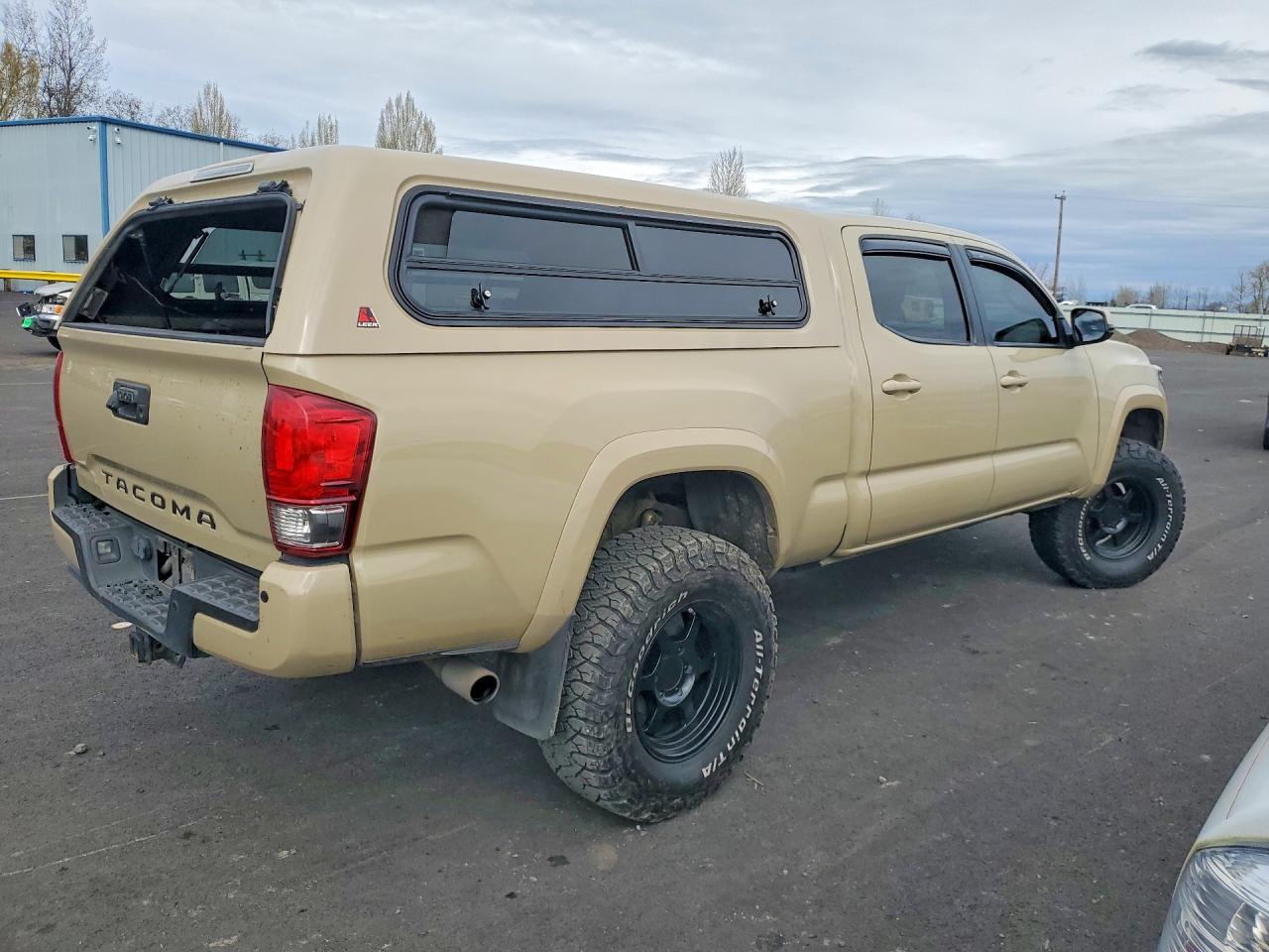 2017 TOYOTA TACOMA TRD SPORT photo 7