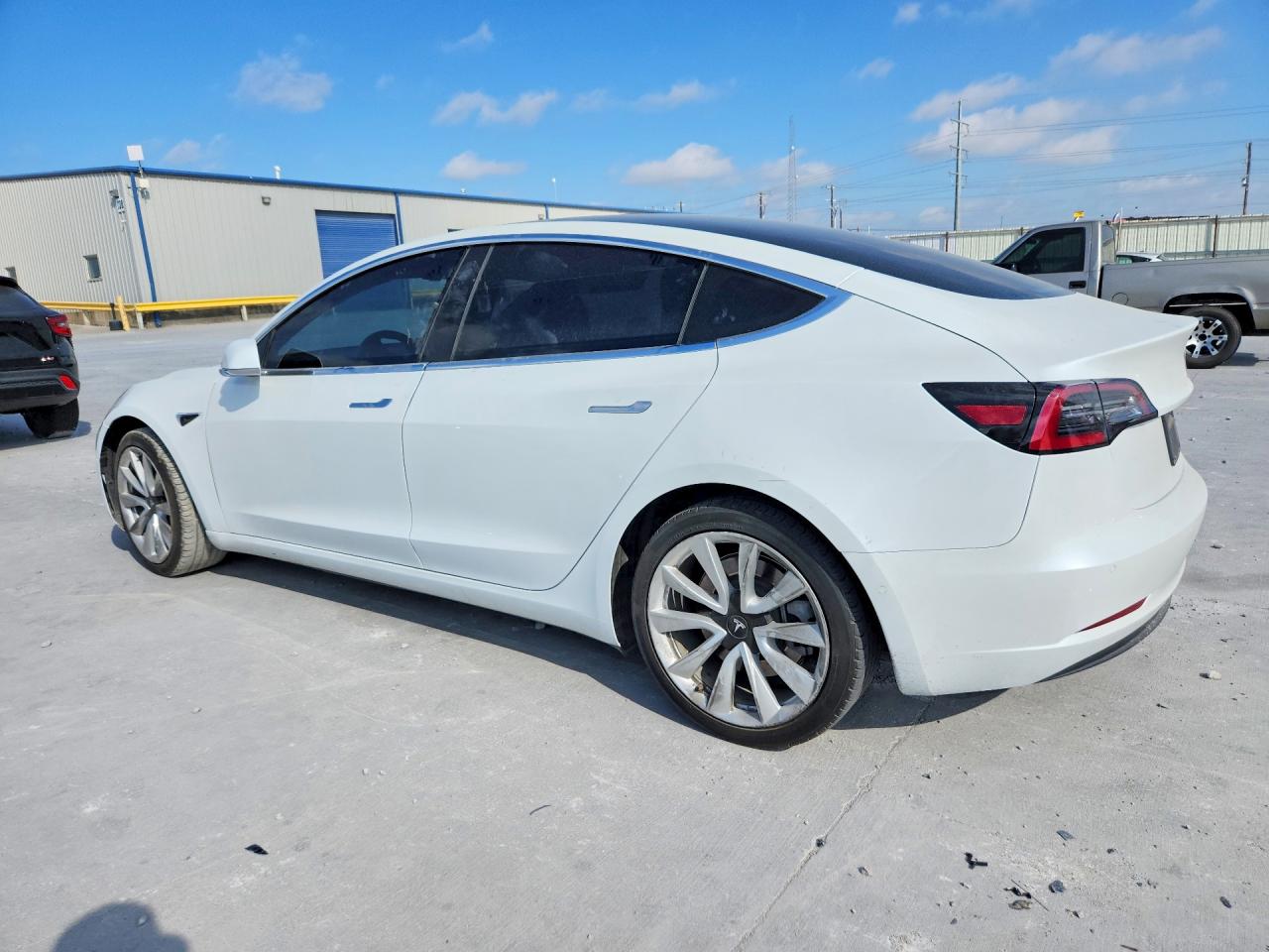 2019 TESLA MODEL 3 photo 4