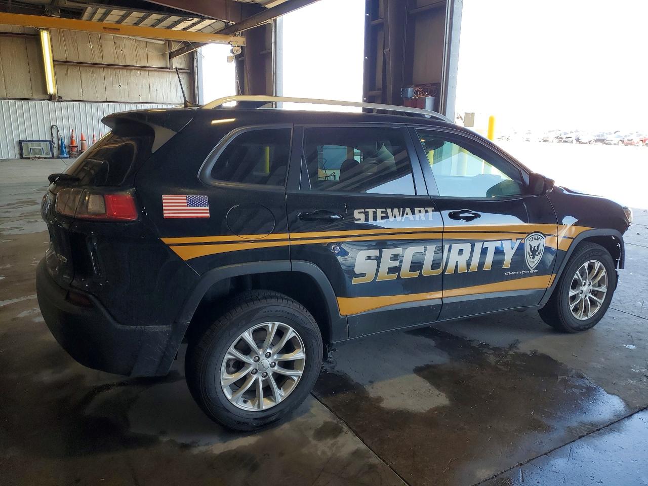 2021 JEEP CHEROKEE LATITUDE photo 5