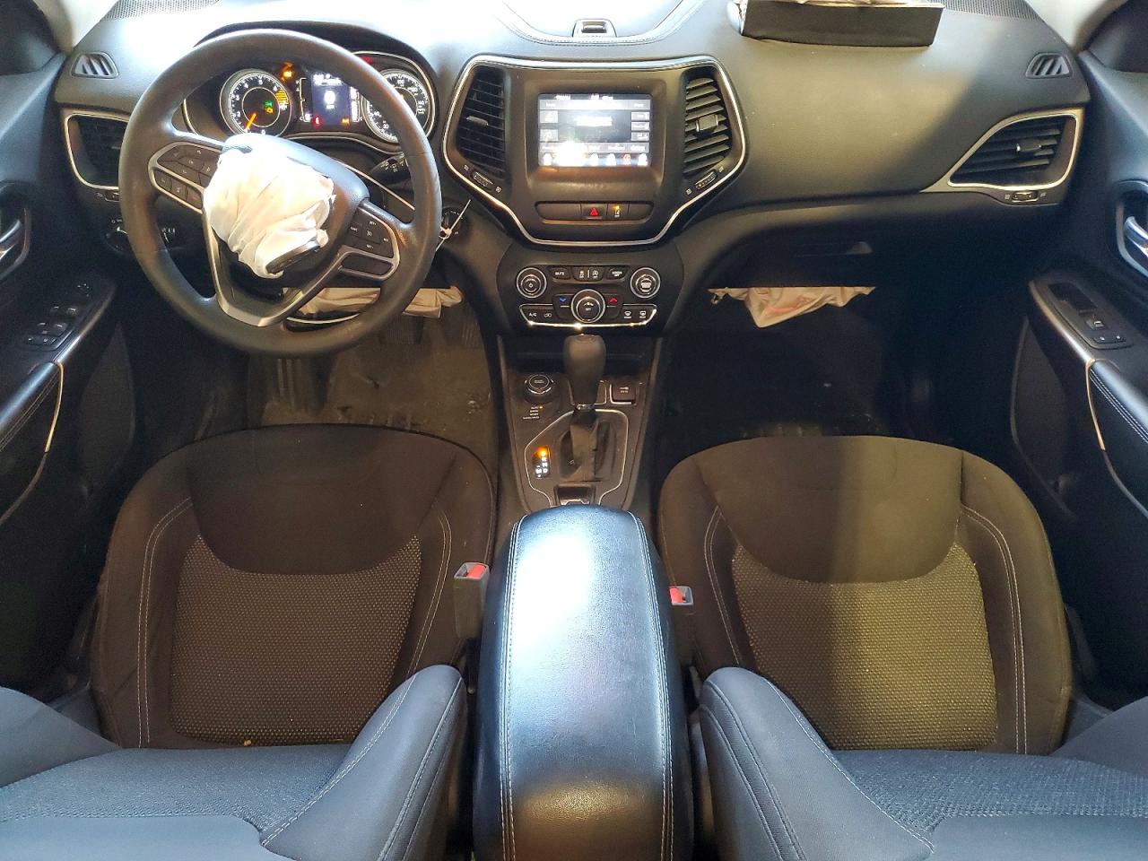 2021 JEEP CHEROKEE LATITUDE photo 15