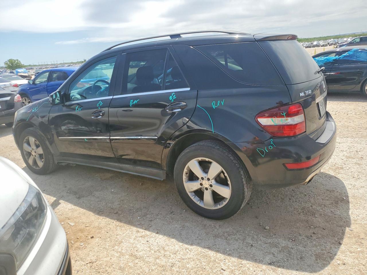 2011 MERCEDES-BENZ ML 350 4MATIC photo 3