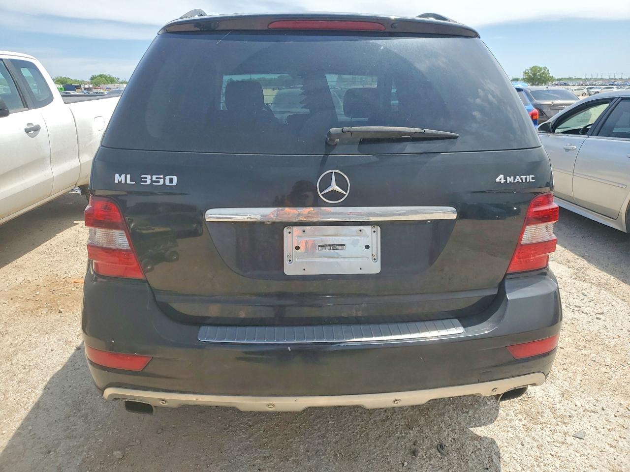 2011 MERCEDES-BENZ ML 350 4MATIC photo 11