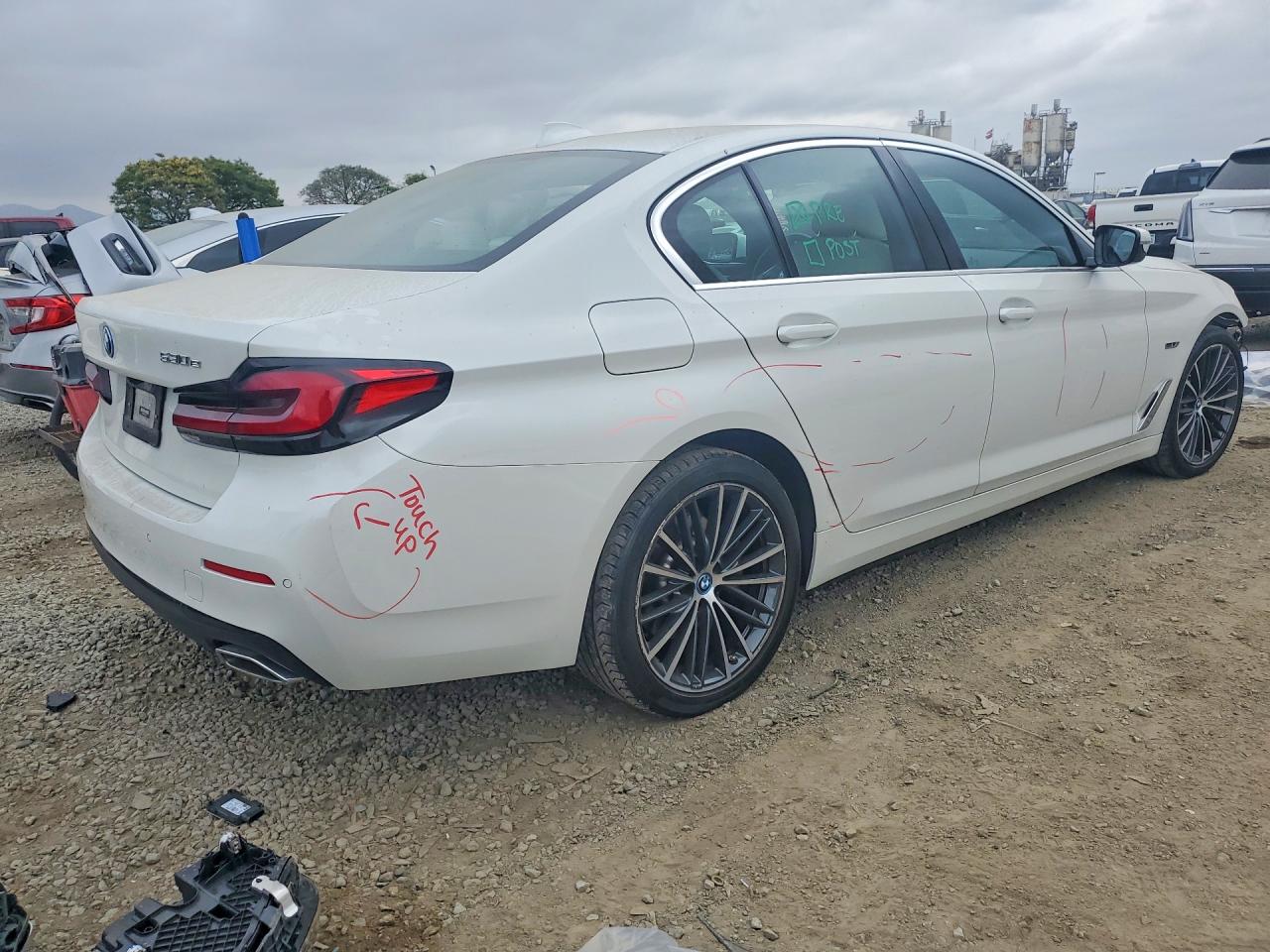 2022 BMW 530E photo 5