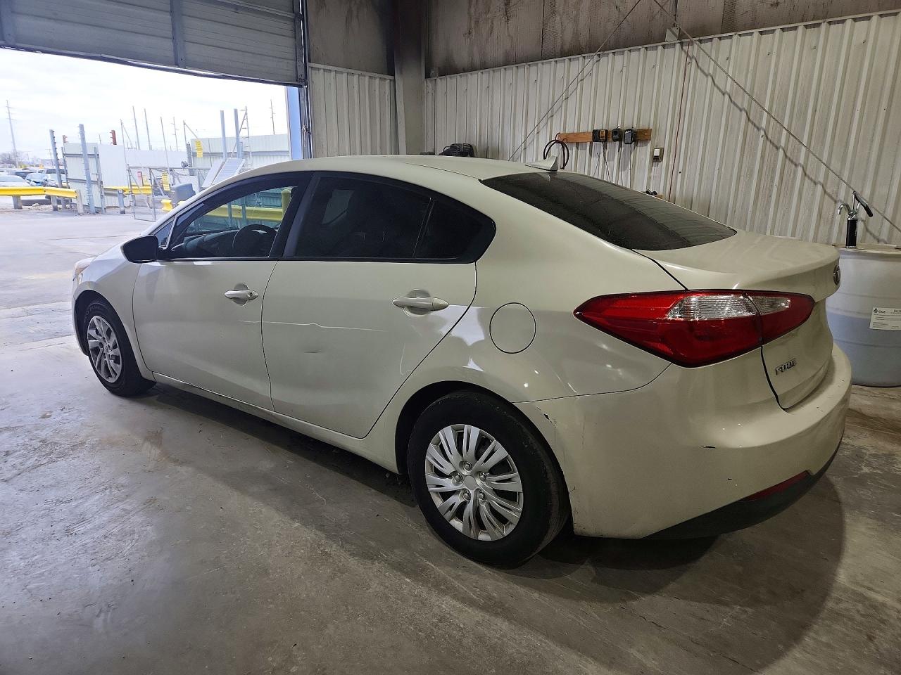 2015 KIA FORTE LX photo 4