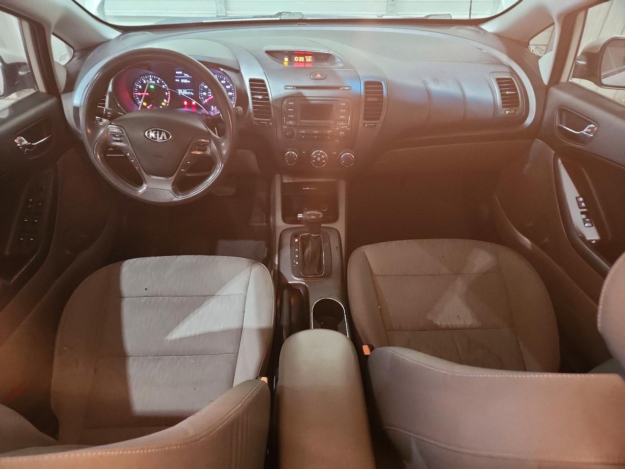 2015 KIA FORTE LX photo 22