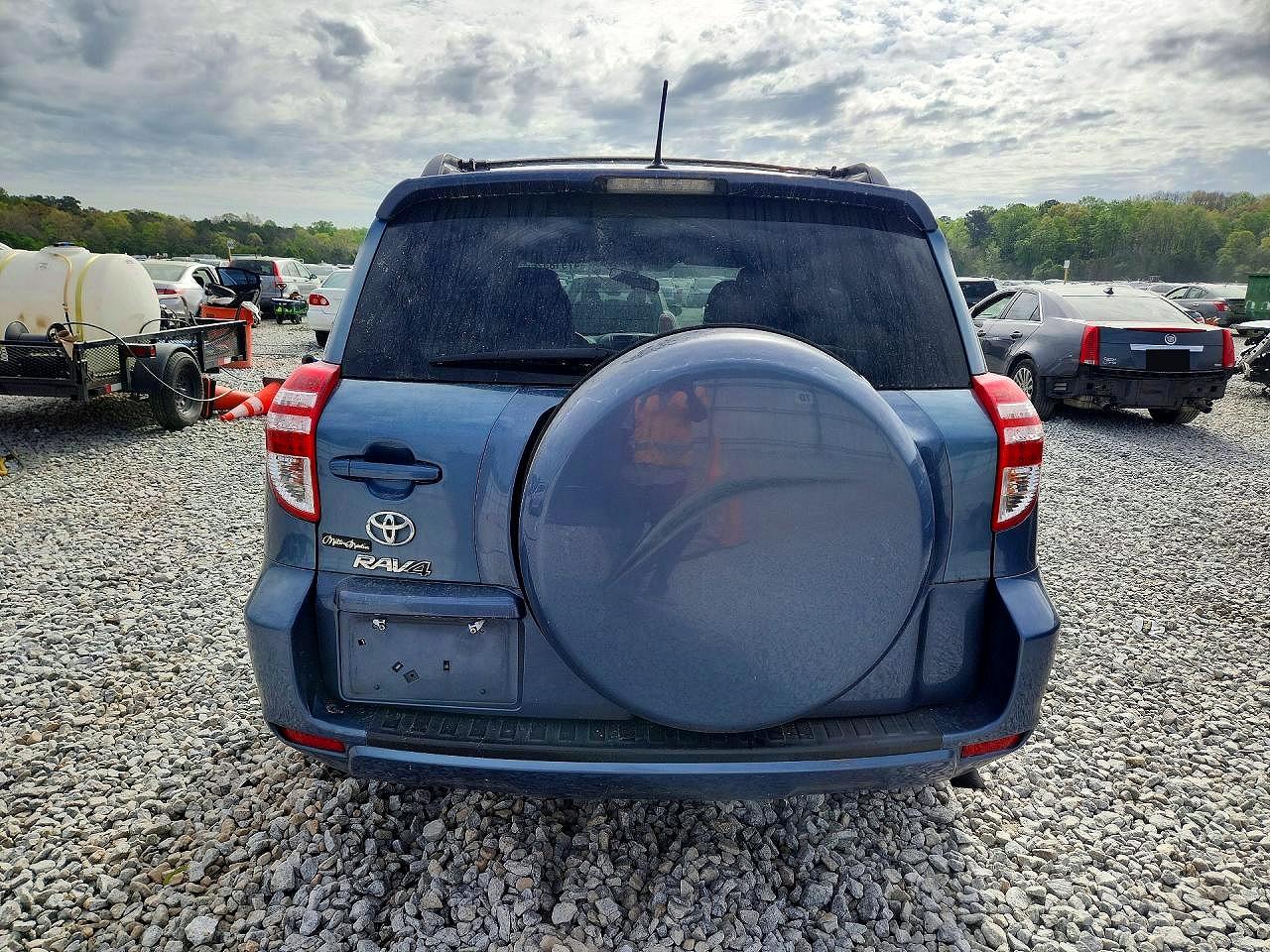 2012 TOYOTA RAV4 BASE photo 11