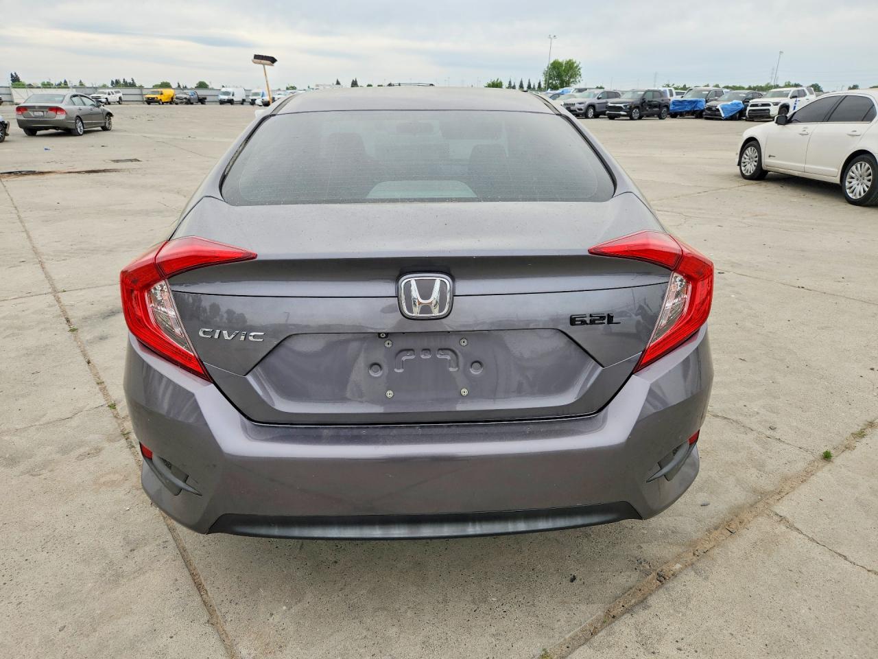 2016 HONDA CIVIC LX photo 16