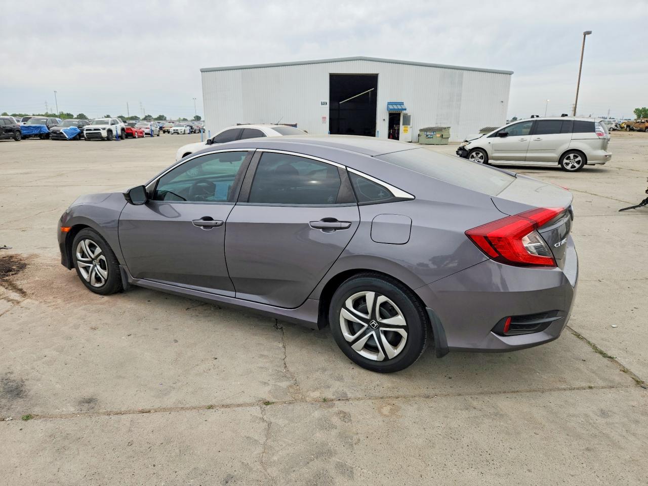 2016 HONDA CIVIC LX photo 4
