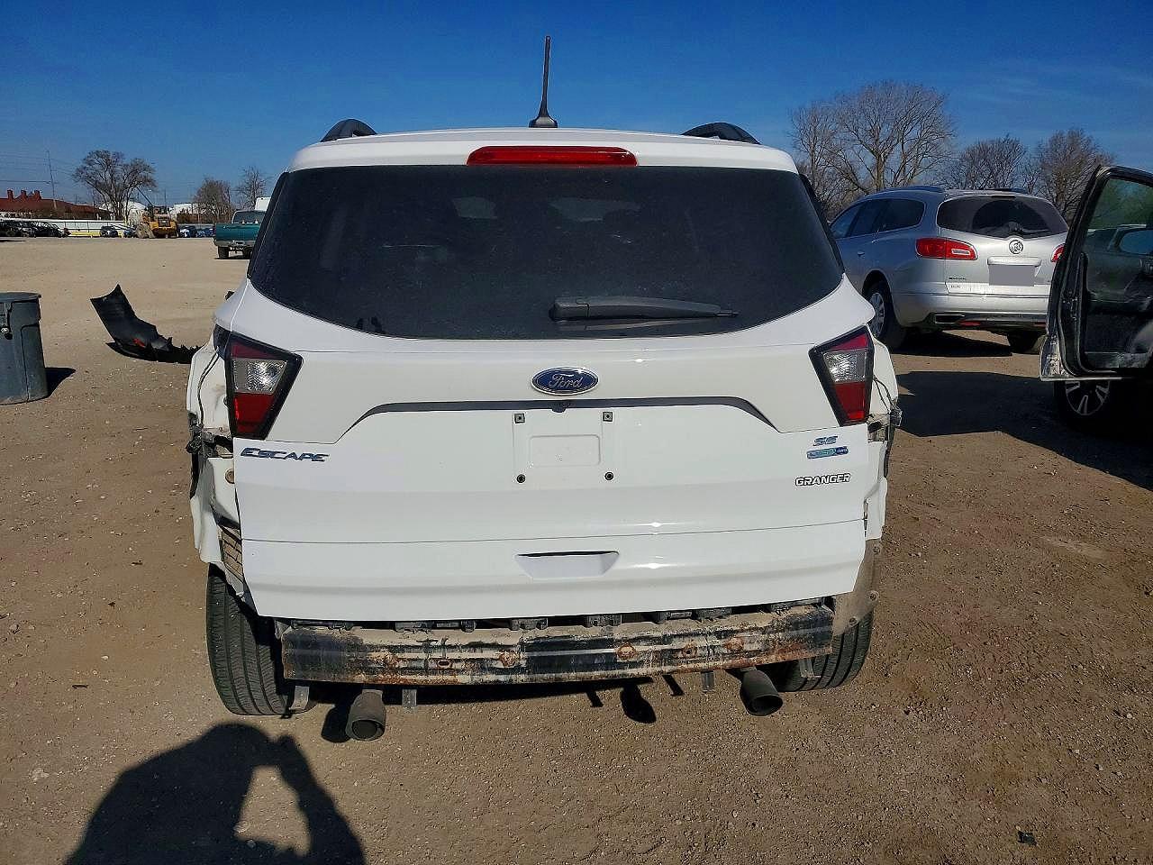 2018 FORD ESCAPE SE photo 12
