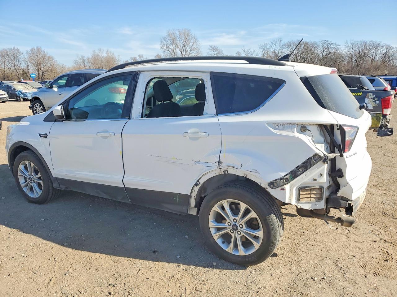2018 FORD ESCAPE SE photo 3