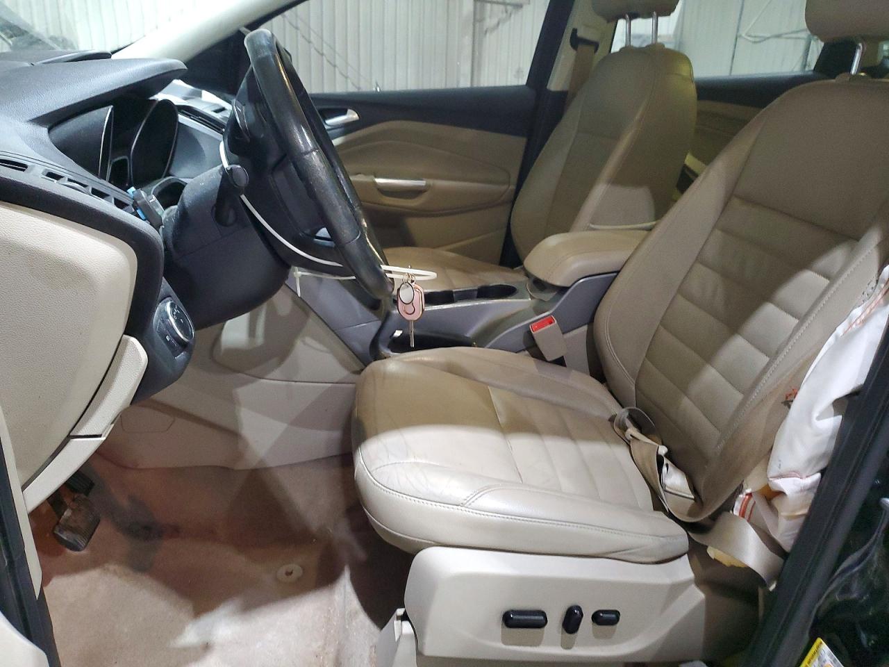 2016 FORD ESCAPE SE photo 19