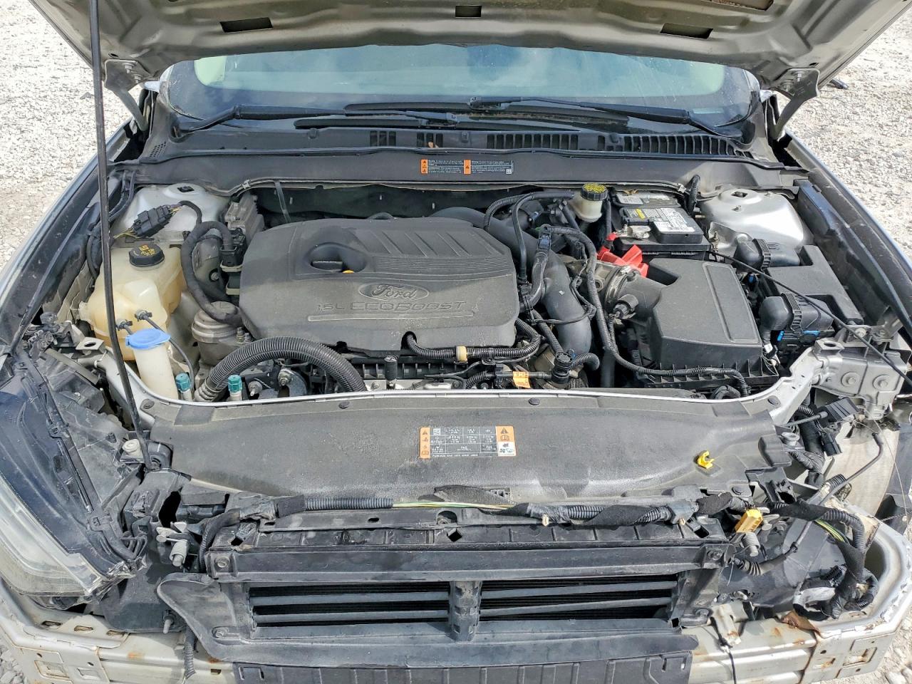 2017 FORD FUSION SE photo 31