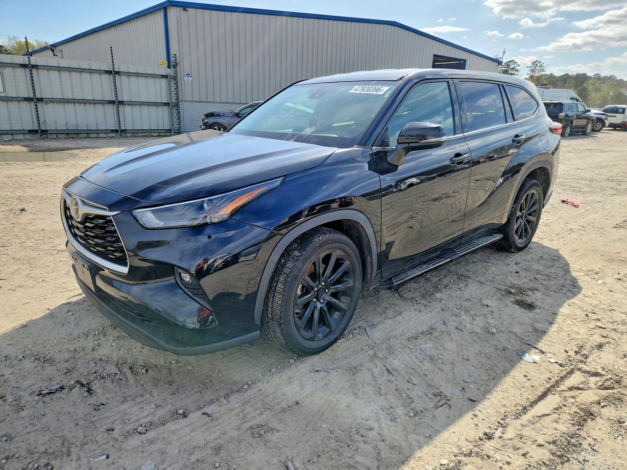 2022 TOYOTA HIGHLANDER