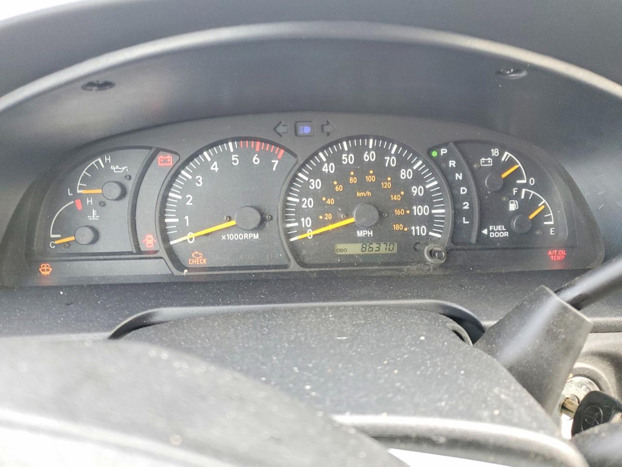 2004 TOYOTA TUNDRA SR5 photo 17