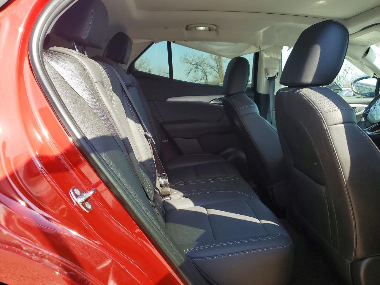 2025 BUICK ENVISION AVENIR photo 21