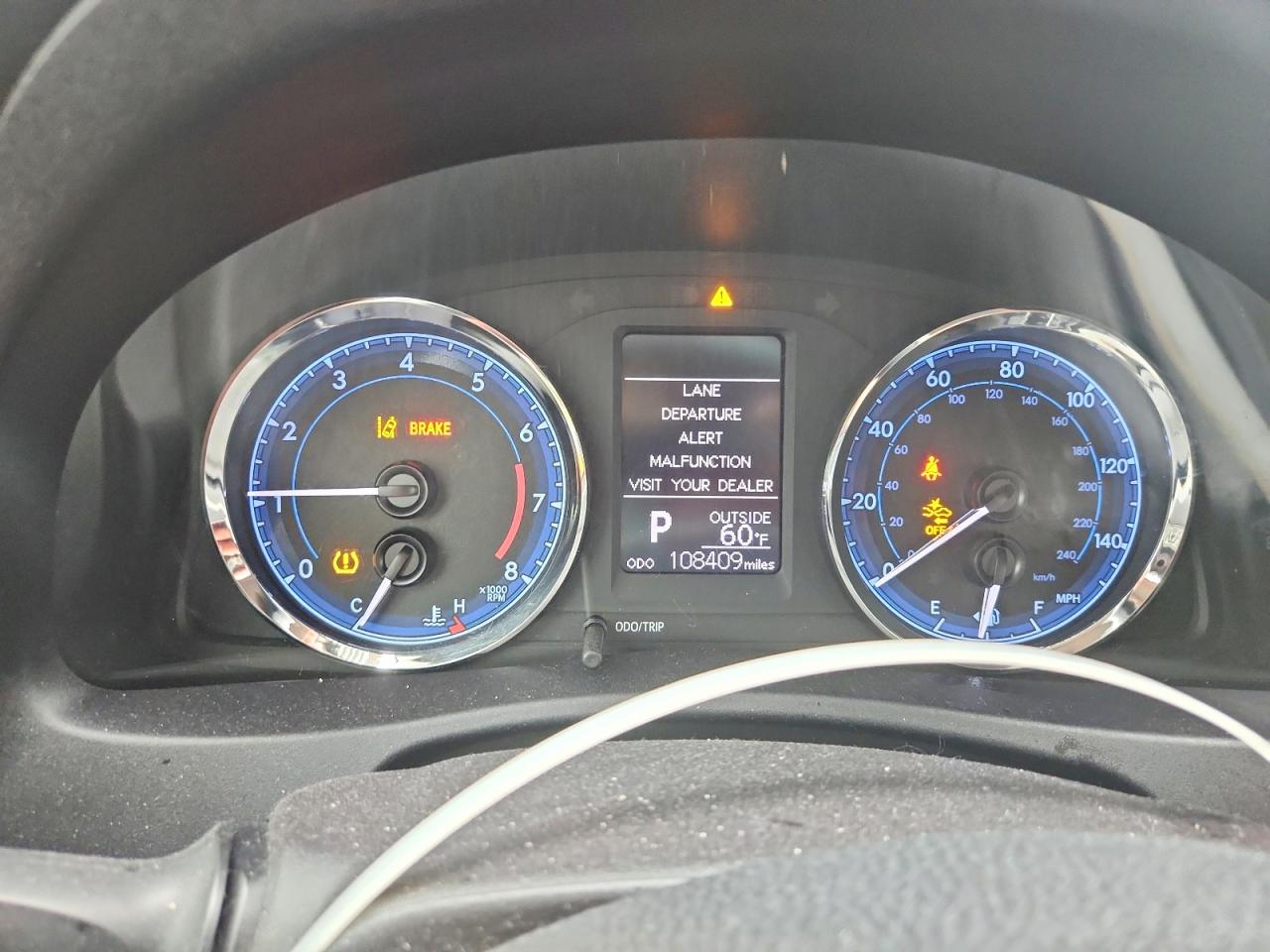 2019 TOYOTA COROLLA LE photo 9