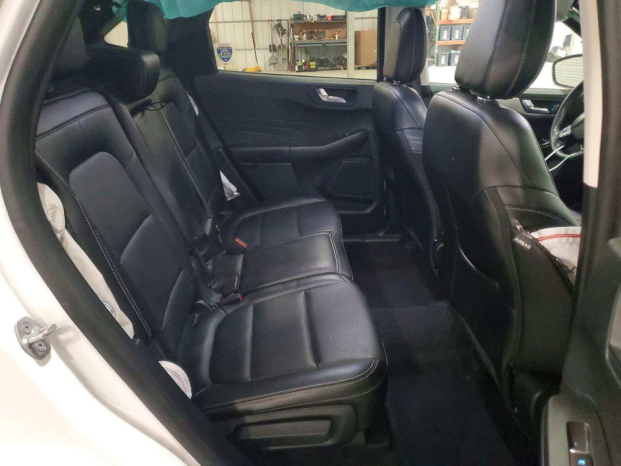 2022 FORD ESCAPE SEL photo 31